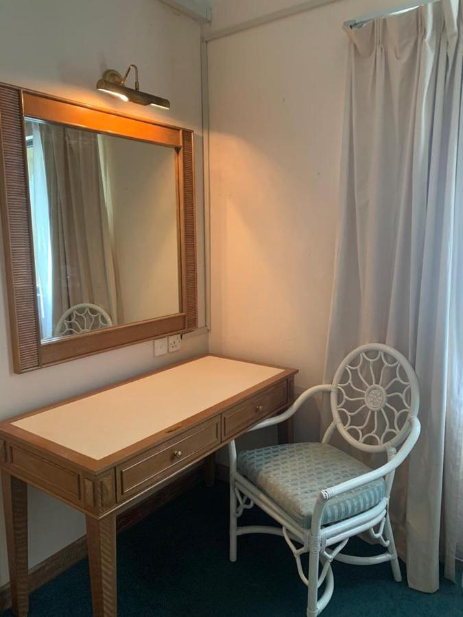 Riviera Bay Condominium, Tanjung Kling Kampong Lereh Luaran gambar